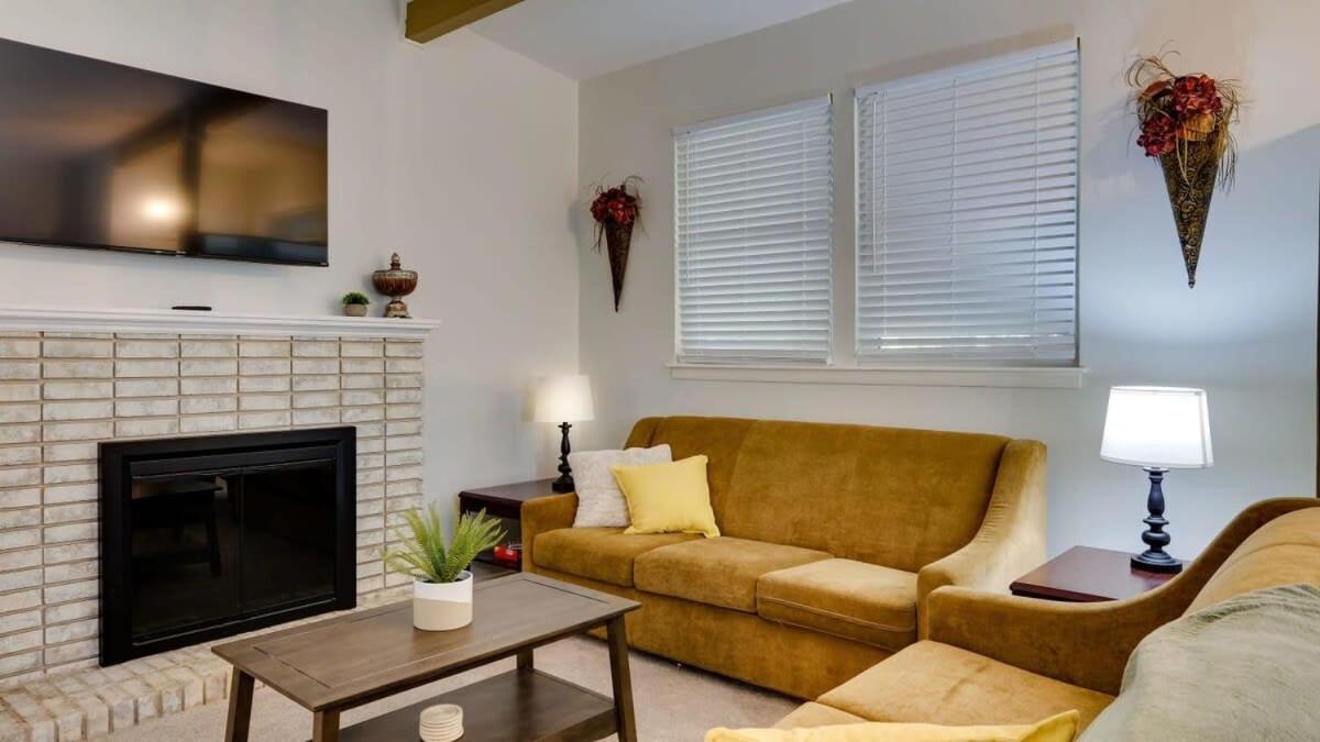 Halcyon Hangout-Mins To Downtown-Ping Pong-Pets Savannah Luaran gambar